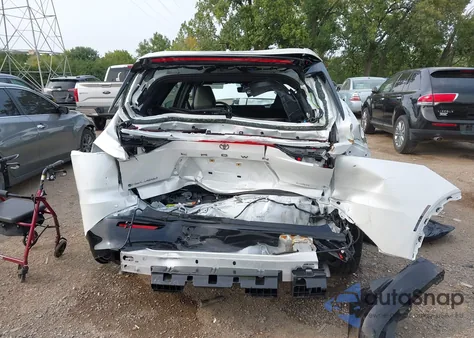 2025 Toyota Crown Signia Limited from USA, damaged, VIN JTDACAAJ5S3002305